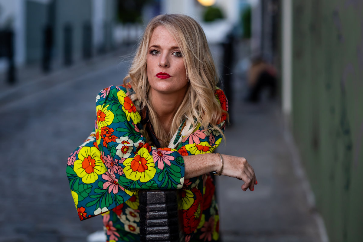 Elles Bailey Heralds the Release of Her Upcoming EP With a Brand-New Single & Video