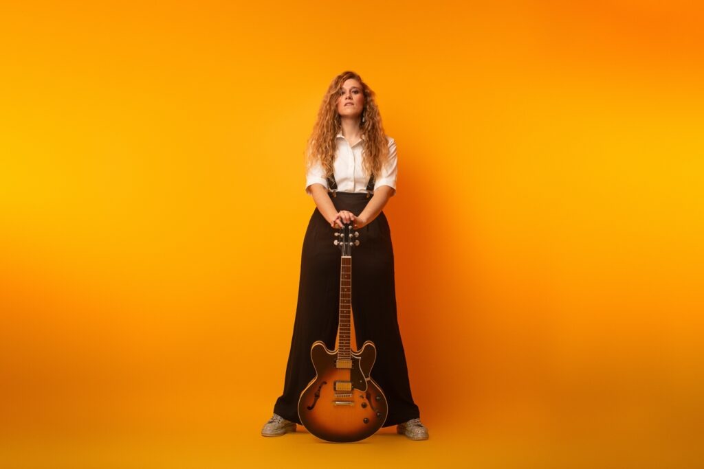 Hollie Rogers - Photo Credit - Scott Chalmers